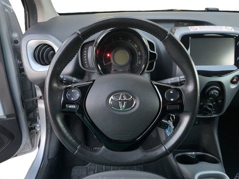 Auto Toyota Aygo Connect 1.0 Vvt-I 72Cv 5 Porte X-Business Usate A Taranto