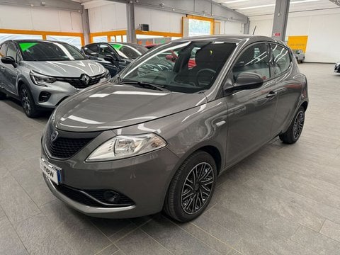 Auto Usate A Cremona | Lancia Ypsilon Iii 2015 5 Porte 1.0 Firefly Hybrid 70Cv Silver S&S
