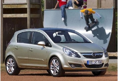 Auto Usate A Pescara | Opel Corsa Iv 2010 1.2 Edition 85Cv 5P
