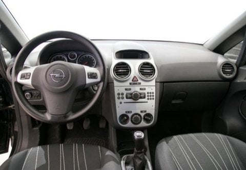 Auto Usate A Pescara | Opel Corsa Iv 2010 1.2 Edition 85Cv 5P