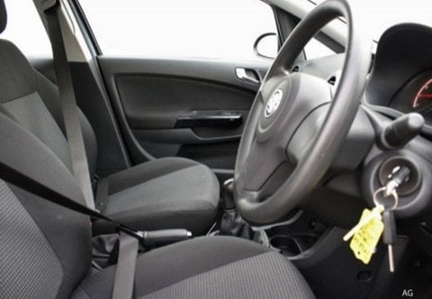 Auto Usate A Pescara | Opel Corsa Iv 2010 1.2 Edition 85Cv 5P