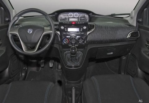 Auto Usate A Pescara | Lancia Ypsilon Iii 2015 0.9 T.air Gold Ecochic Metano 80Cv
