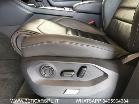Auto Volkswagen Touareg 3.0 V6 Tdi Scr Elegance R-Line*Sedili Risc*Full Led* Usate A Verona