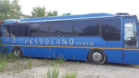 Auto Iveco Arca M720 Glt 370 12 35 1 T Autobus Usate A Potenza