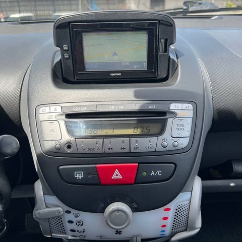 Auto Toyota Aygo Aygo 1.0 12V Vvt-I 5 Porte Now Connect Usate A Potenza