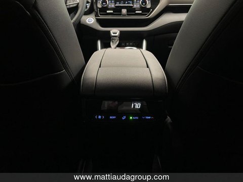 Auto Toyota Highlander 2.5H Awd-I E-Cvt Lounge Nuove Pronta Consegna A Cuneo