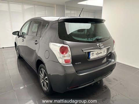 Auto Toyota Verso 2.0 D Style 7 Posti Usate A Cuneo