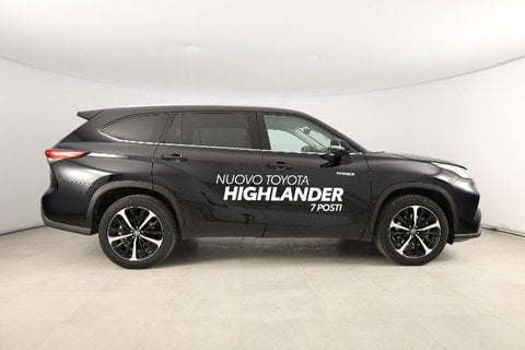 Auto Toyota Highlander Highlander 2.5H Awd-I E-Cvt Executive Usate A Palermo
