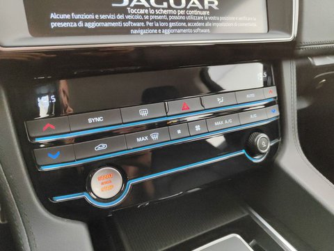 Auto Jaguar F-Pace 2.0 D 180 Cv Awd Aut. Prestige - Iva Deducibile Usate A Parma