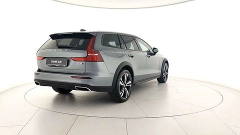 Auto Volvo V60 Cross Country V60 Ii 2019 Cross Country 2.0 D4 Pro Awd Geartronic My20 Usate A Catania