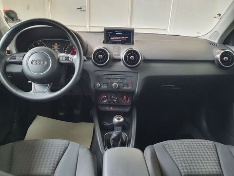Auto Audi A1 A1 1.6 Tdi 105 Cv Attraction Tua Da 89,00 Al Mese Usate A Napoli