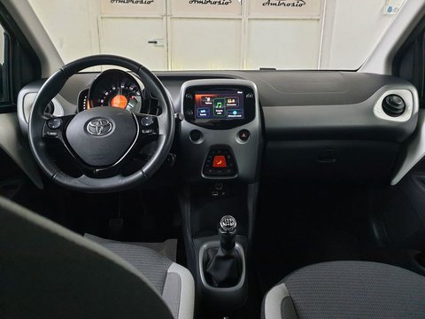 Auto Toyota Aygo Connect 1.0 Vvt-I 72 Cv 5 Porte X-Play Da 120,00 Al Mese Usate A Napoli