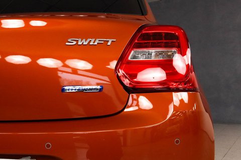 Auto Suzuki Swift 1.2 Hybrid Cvt Top Km0 A Milano
