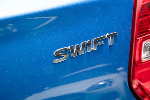 Auto Suzuki Swift 1.2 Hybrid 4Wd Allgrip Top Km0 A Perugia