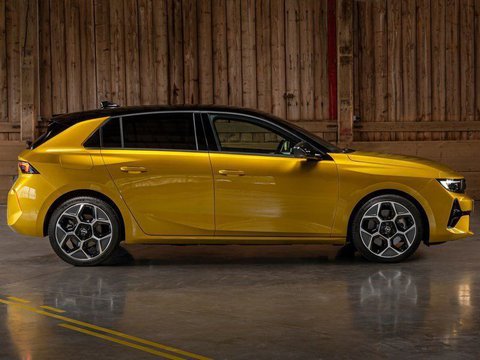 Auto Opel Astra New 5P Business Elegance 1.6 Hybrid 180Cv At8 S& Usate A Brescia