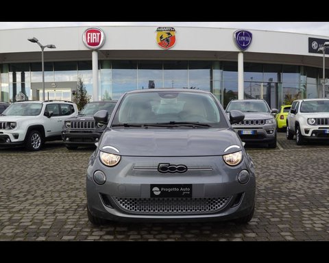 Auto Fiat 500 Electric Bev La Nuova Serie1 La Nuova - Icon Berlina Km0 A Teramo