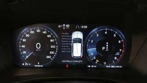 Auto Volvo Xc40 (2017---) T2 Automatico Core Usate A Bolzano