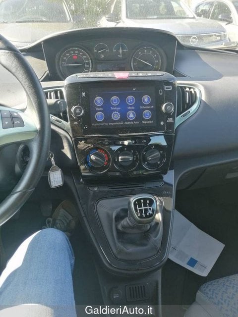 Auto Usate A Benevento | Lancia Ypsilon 1.0 Firefly 70 Cv Start&Amp;Stop Hybrid Gold