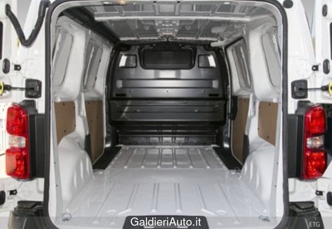 Auto Nuove Pronta Consegna A Salerno | Peugeot Expert - Van M 1.5 Diesel 120Cv Manuale