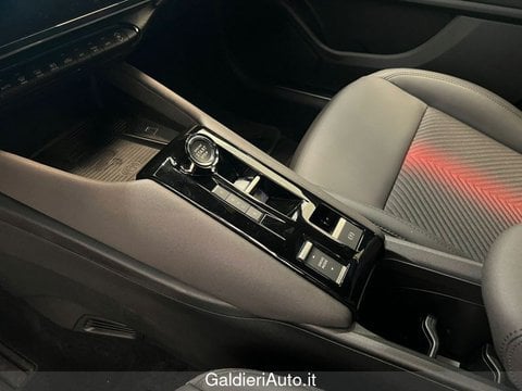 Auto Km0 A Avellino | Alfa Romeo Junior Elettrica Speciale Bev 156Cv Pack Techno Speciale