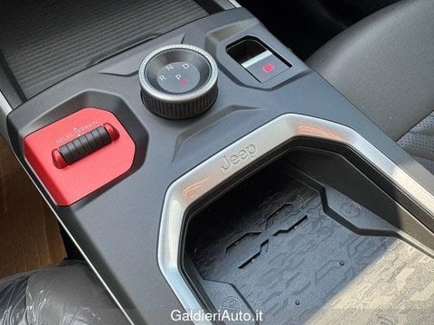 Auto Km0 A Salerno | Jeep Compass Nuova E-Hybrid Plug-In First Edition 1.6L 225Cv Plug-In Hybrid Fw
