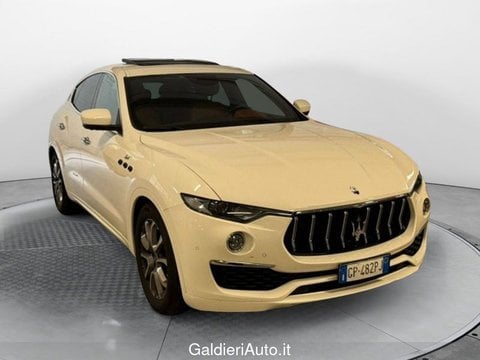 Auto Usate A Salerno | Maserati Levante 2.0 Mhev Gt 330Cv Auto - Tetto Apribile