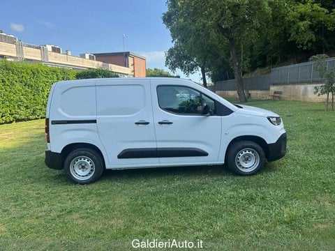 Auto Km0 A Avellino | Fiat Professional Doblò Van M 1.5 Diesel 100 Cv Manuale