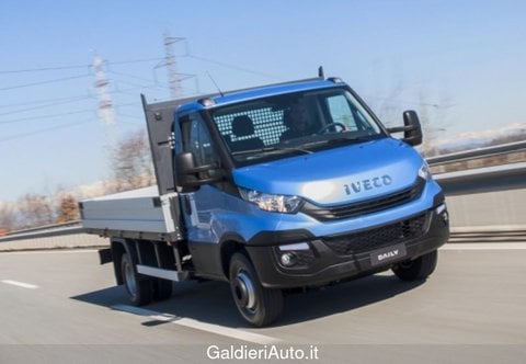 Auto Usate A Salerno | Iveco Daily V 35.18 E6 2016 35 C18 3750 Cab. E6