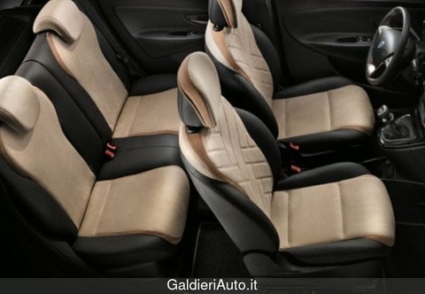 Auto Usate A Salerno | Lancia Ypsilon Iii 2015 1.0 Firefly Hybrid Gold S&S 70Cv