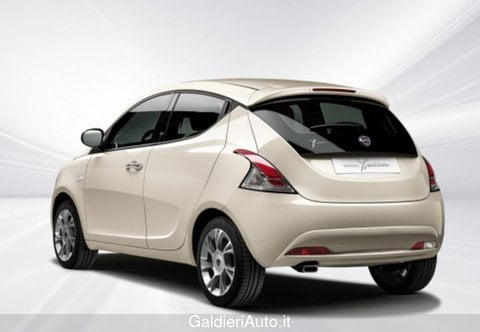 Auto Usate A Salerno | Lancia Ypsilon Iii 2015 1.0 Firefly Hybrid Gold S&S 70Cv
