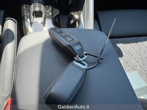Auto Km0 A Salerno | Audi Q5 Sportback 2.0 Tdi Mhev+ S Line Edition Quattro 204Cv S-Tronic