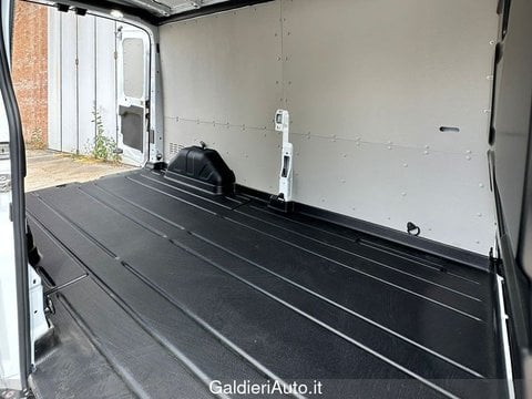 Auto Km0 A Avellino | Ford Transit 330 2.0 Tdci 130Cv Trend L3H2 E6