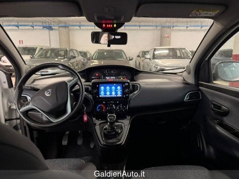 Auto Usate A Salerno | Lancia Ypsilon 1.0 Firefly 70 Cv Start&Amp;Stop Hybrid Gold