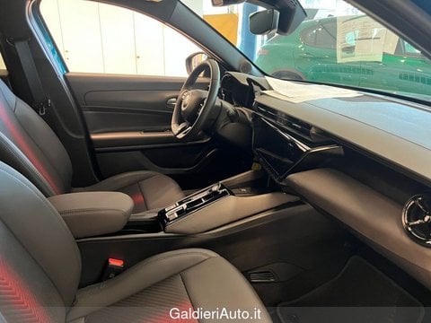 Auto Km0 A Avellino | Alfa Romeo Junior Elettrica Speciale Bev 156Cv Pack Techno Speciale