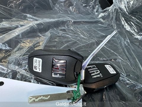 Auto Km0 A Avellino | Fiat 600 Hybrid Serie Speciale Icon