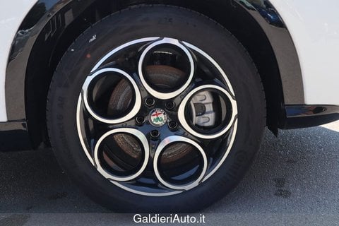 Auto Km0 A Salerno | Alfa Romeo Tonale Hybrid 160Cv Ti