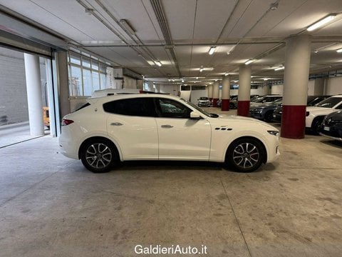 Auto Usate A Salerno | Maserati Levante 2.0 Mhev Gt 330Cv Auto - Tetto Apribile