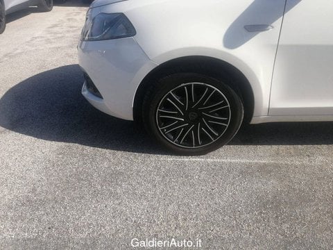 Auto Usate A Benevento | Lancia Ypsilon 1.0 Firefly 70 Cv Start&Amp;Stop Hybrid Gold