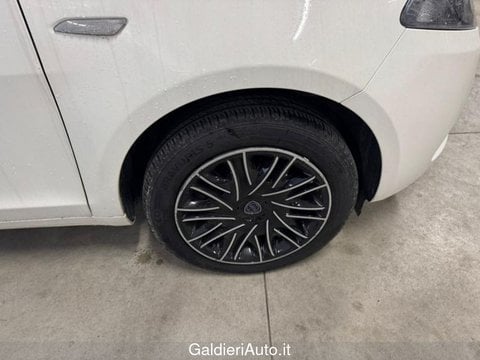 Auto Usate A Salerno | Lancia Ypsilon 1.0 Firefly 70 Cv Start&Amp;Stop Hybrid Gold