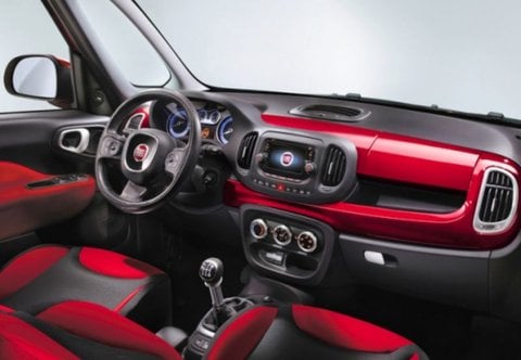 Auto Usate A Salerno | Fiat 500L 0.9 T.air T. Natural Power Lounge 80Cv