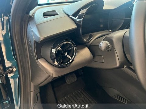 Auto Km0 A Avellino | Alfa Romeo Junior Elettrica Speciale Bev 156Cv Pack Techno Speciale