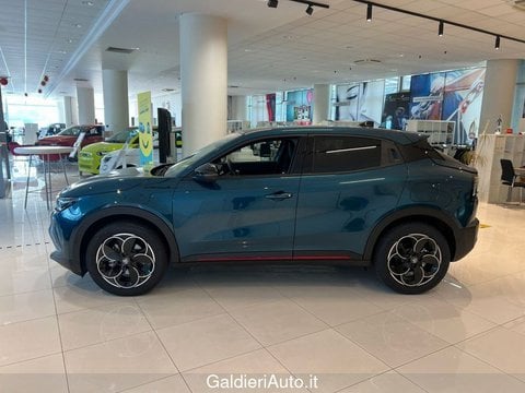 Auto Km0 A Avellino | Alfa Romeo Junior Elettrica Speciale Bev 156Cv Pack Techno Speciale