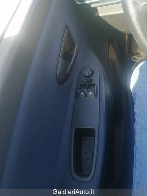 Auto Usate A Benevento | Lancia Ypsilon 1.0 Firefly 70 Cv Start&Amp;Stop Hybrid Gold