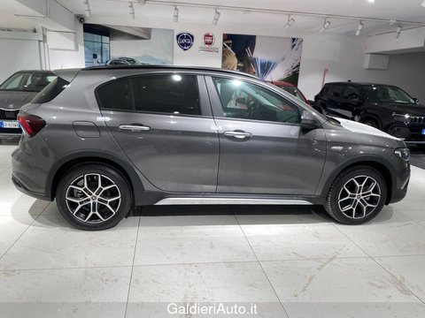Auto Fiat Tipo Hatchback 1.6 130Cv Ds Hb Cross Usate A Salerno