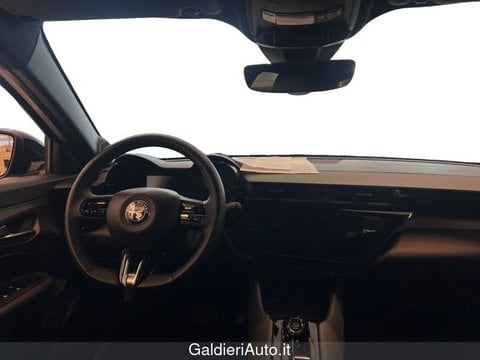 Auto Km0 A Avellino | Alfa Romeo Junior Elettrica Speciale Bev 156Cv Pack Techno Speciale