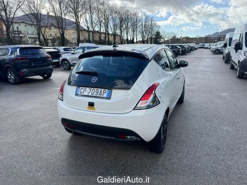 Auto Usate A Salerno | Lancia Ypsilon 1.0 Firefly 70 Cv Start&Amp;Stop Hybrid Gold