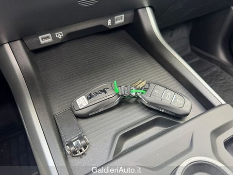 Auto Km0 A Avellino | Jeep Compass Nuova E-Hybrid First Edition 1.2 145Cv Ehybrid Fwd Edct6