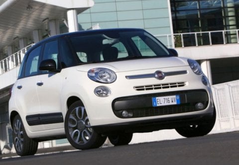 Auto Usate A Salerno | Fiat 500L 0.9 T.air T. Natural Power Lounge 80Cv