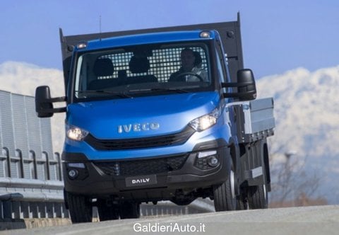 Auto Usate A Salerno | Iveco Daily V 35.18 E6 2016 35 C18 3750 Cab. E6