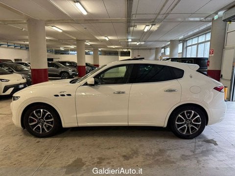 Auto Usate A Salerno | Maserati Levante 2.0 Mhev Gt 330Cv Auto - Tetto Apribile